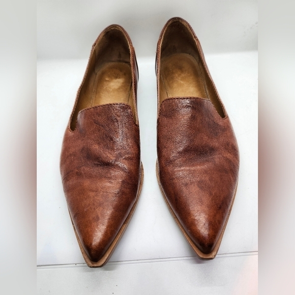 Frye Shoes - Frye buttery leather cognac casually & classically luxe loafer sz 8.5M